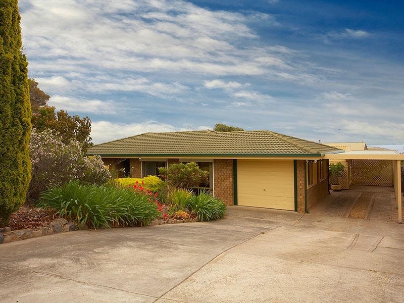 34 White Crescent, Encounter Bay SA 5211