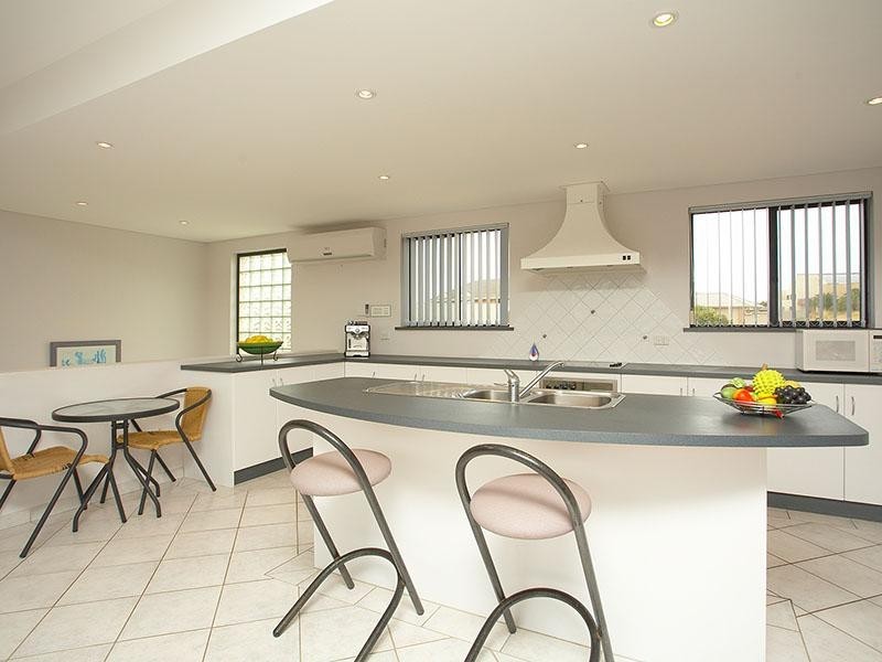 8 Eddy Court, Encounter Bay SA 5211