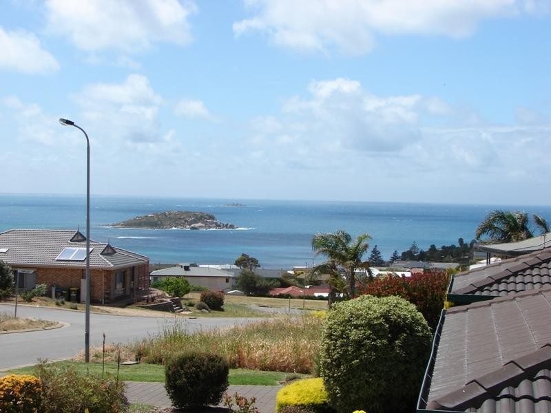 13 Minnamoora Court, Encounter Bay SA 5211