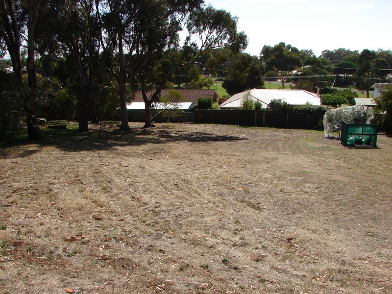 14 Coorong Crescent, Encounter Bay SA 5211