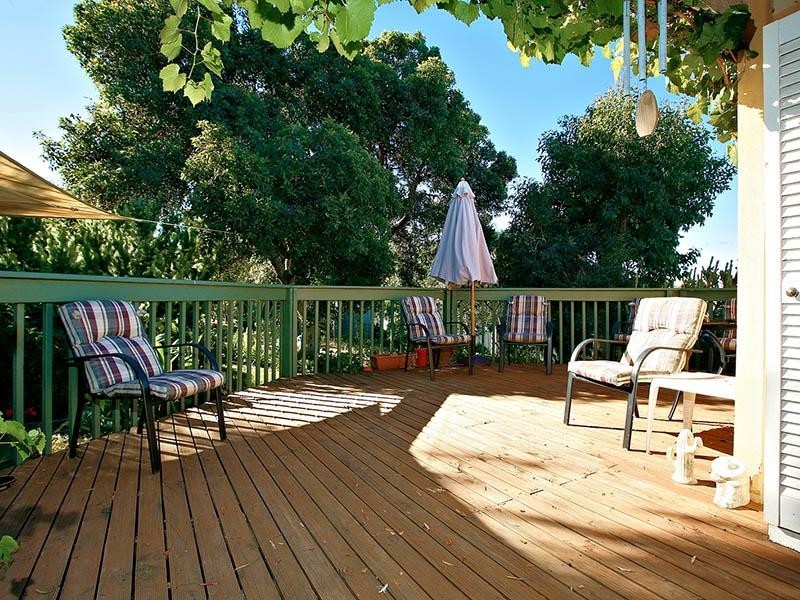 13 Hillview Road, Victor Harbor SA 5211