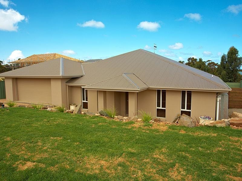 13 Jasmin Drive, Victor Harbor SA 5211
