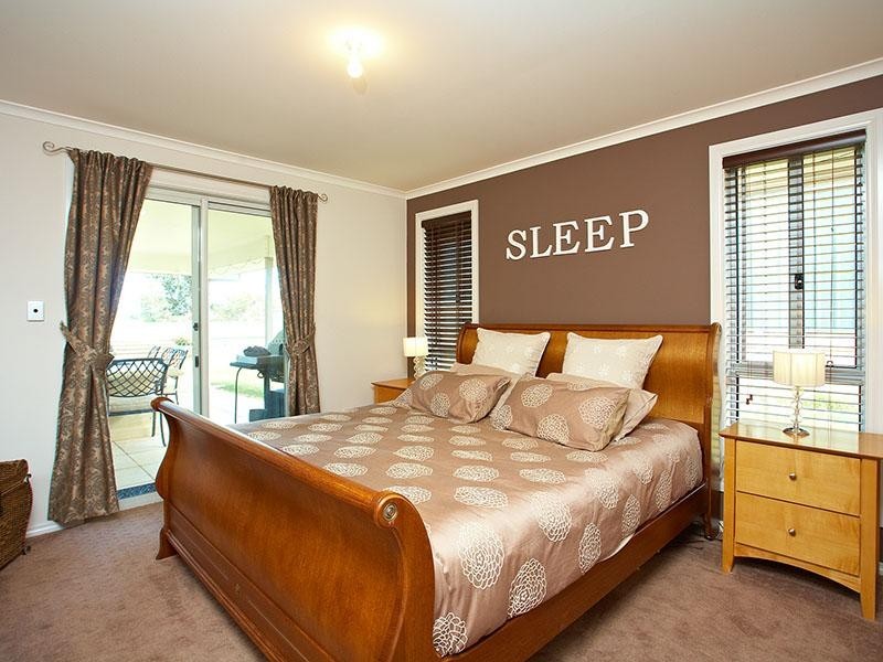 13 Jasmin Drive, Victor Harbor SA 5211