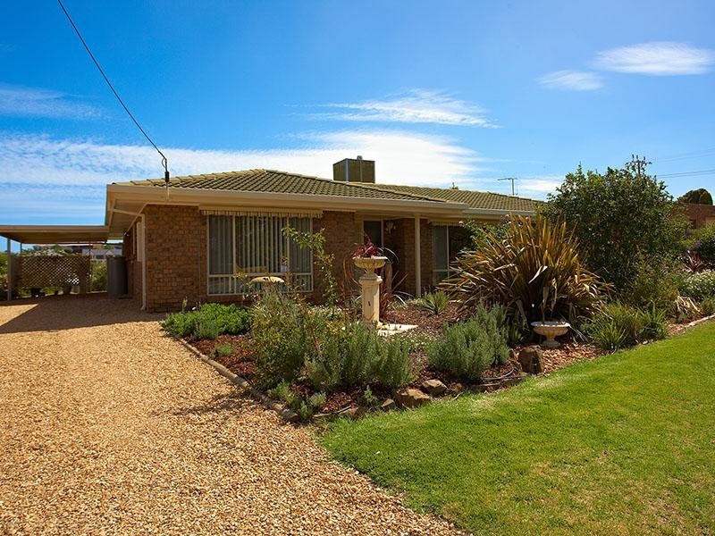 15 Hodge Avenue, Encounter Bay SA 5211