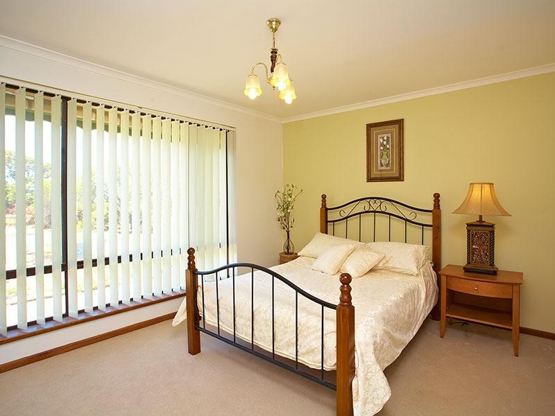 15 Hodge Avenue, Encounter Bay SA 5211