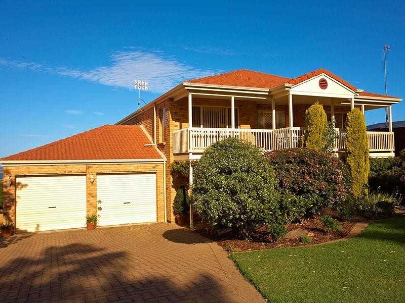 36 White Crescent, Encounter Bay SA 5211