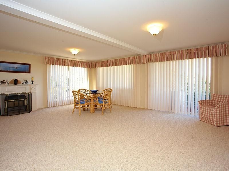 36 White Crescent, Encounter Bay SA 5211