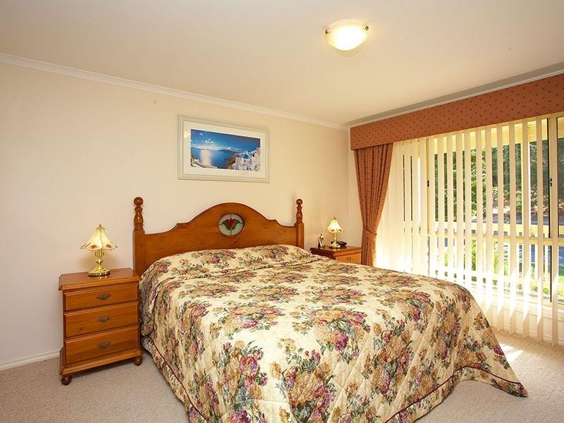 36 White Crescent, Encounter Bay SA 5211