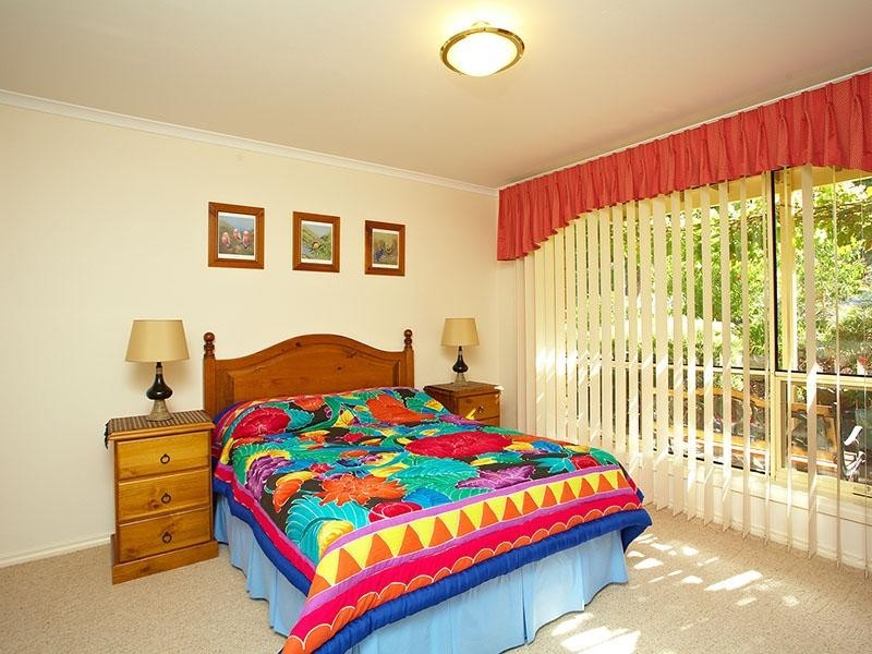 36 White Crescent, Encounter Bay SA 5211