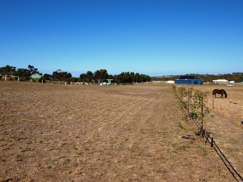 3 (Lot 101) Arabian Court, Victor Harbor SA 5211