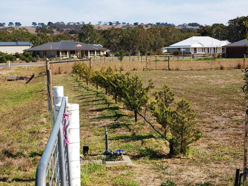 3 (Lot 101) Arabian Court, Victor Harbor SA 5211