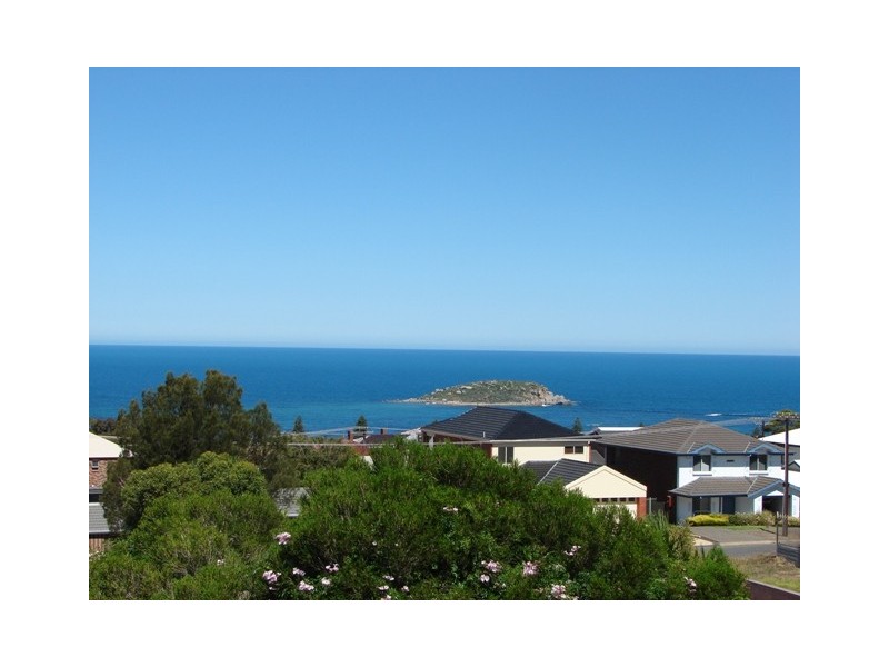 36 White Cresent, Encounter Bay SA 5211