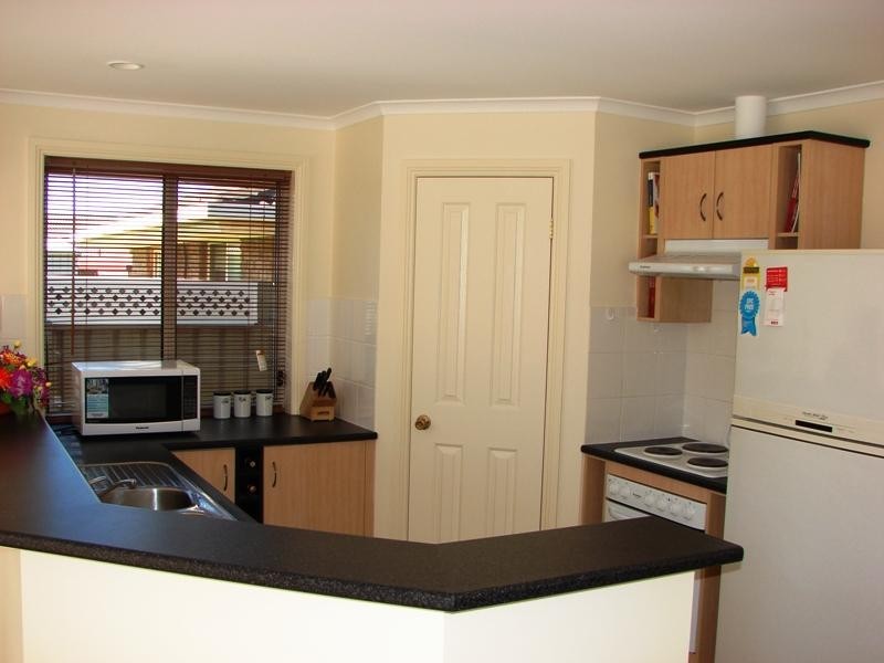 9 Dolphin Avenue, Encounter Bay SA 5211