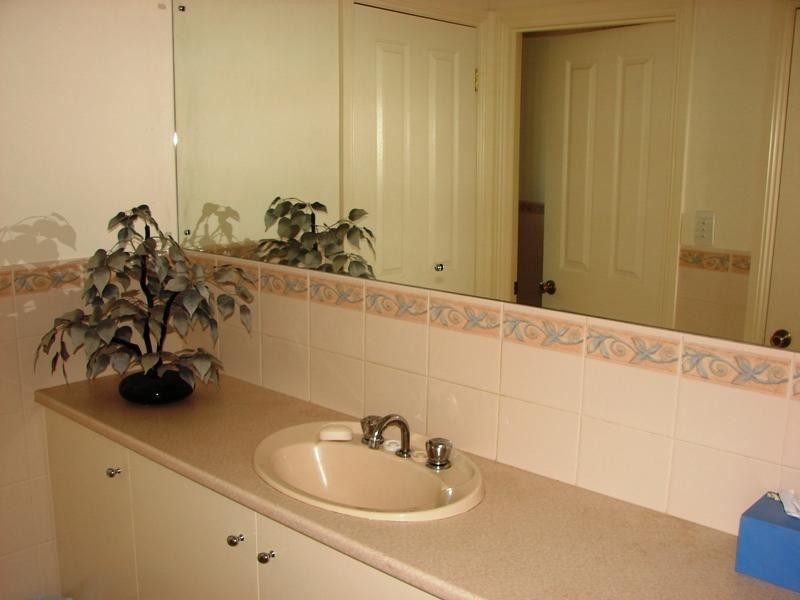 9 Dolphin Avenue, Encounter Bay SA 5211