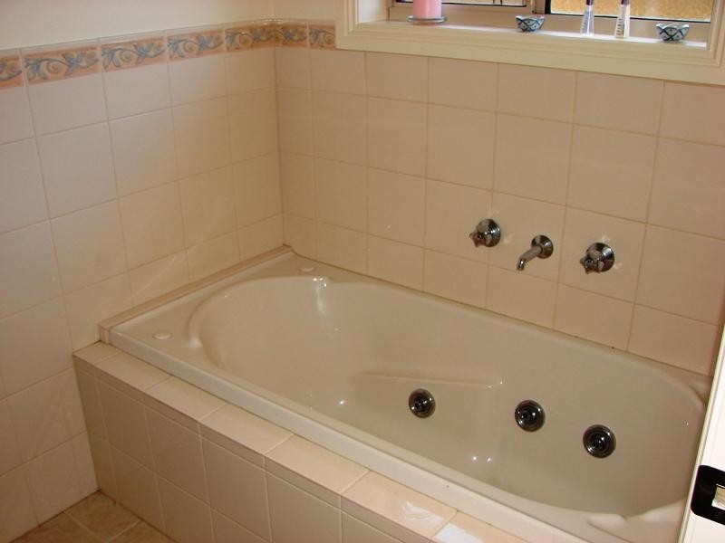 9 Dolphin Avenue, Encounter Bay SA 5211