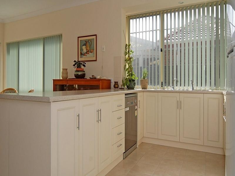 90 Matthew Flinders Drive, Encounter Bay SA 5211