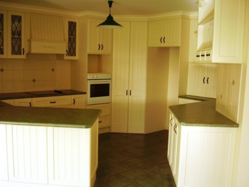 16 Kaurna Avenue, Hayborough SA 5211