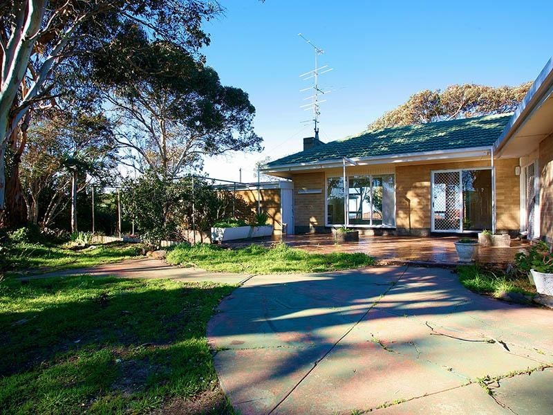 31-33 Sutherland Avenue, Hayborough SA 5211