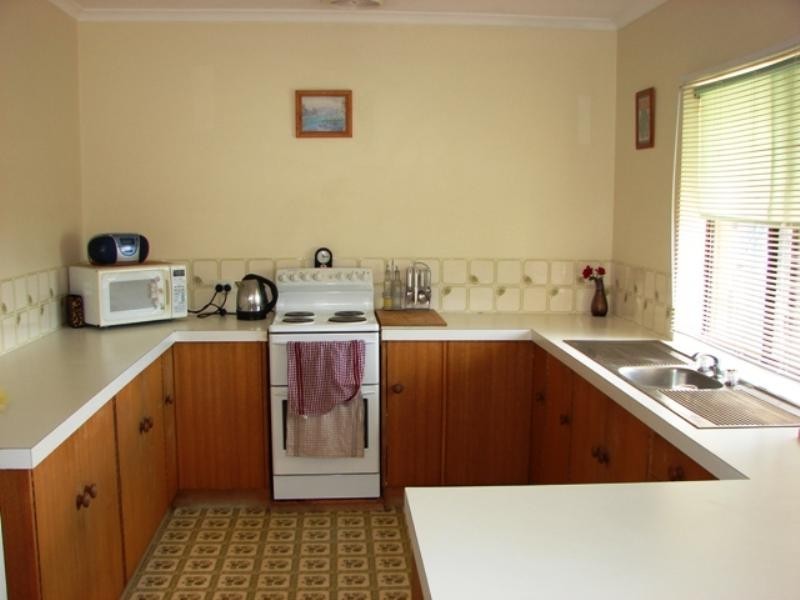 32 Dodson Road, Encounter Bay SA 5211