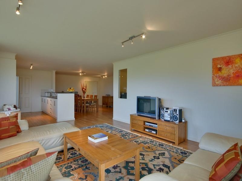 15 Jasmin Drive, Victor Harbor SA 5211