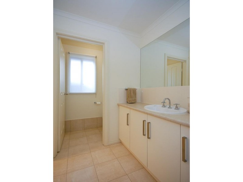 15 Jasmin Drive, Victor Harbor SA 5211