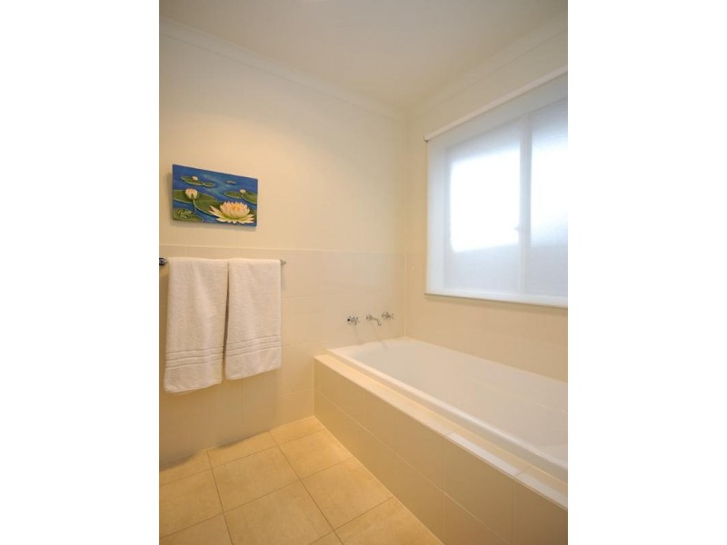 15 Jasmin Drive, Victor Harbor SA 5211