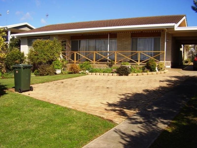 13 Viking Street, Encounter Bay SA 5211