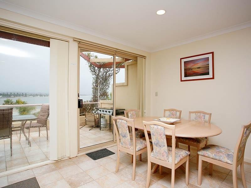 Unit 116 Whalers Inn Complex, Encounter Bay SA 5211