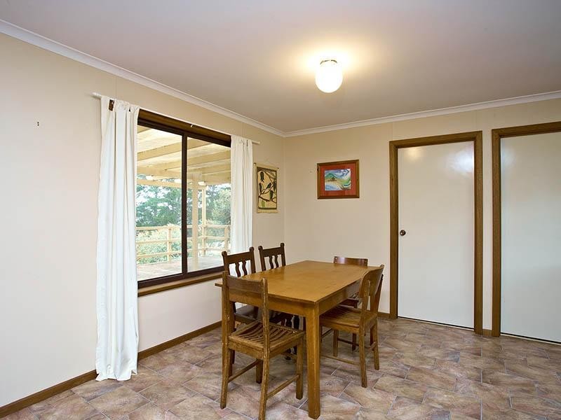 35 Lord Hobart Crescent, Encounter Bay SA 5211