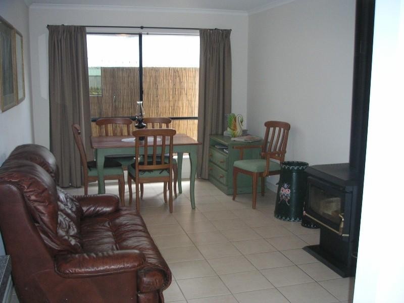 15 Tripp Street, Encounter Bay SA 5211