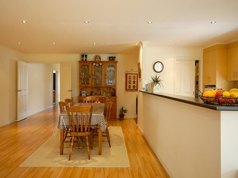 6 Gare Court, Victor Harbor SA 5211