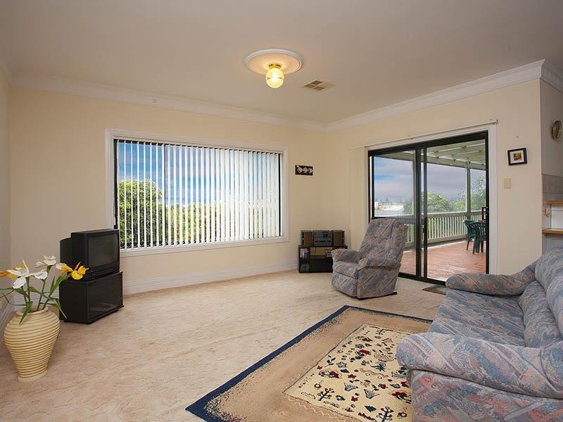 26 High Street, Victor Harbor SA 5211