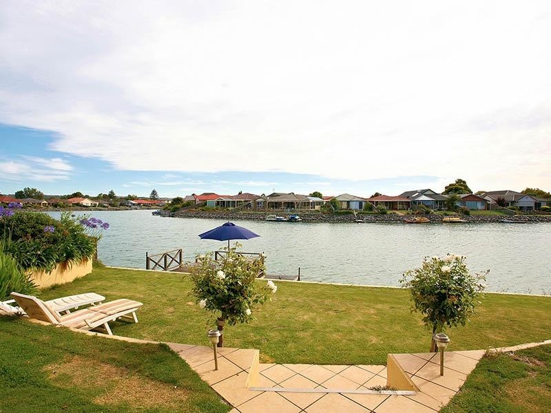 21 Lakeside Circuit, Encounter Bay SA 5211