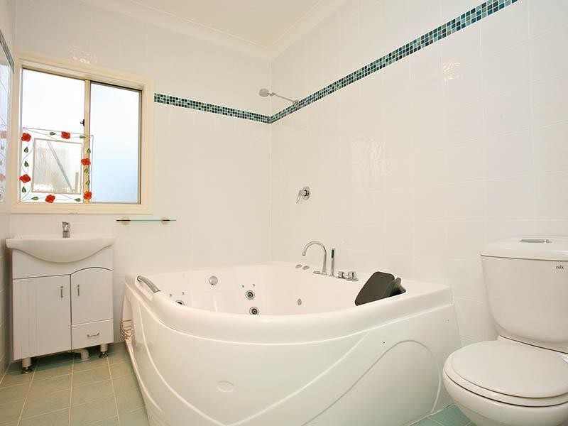 52 Norfolk Avenue, Victor Harbor SA 5211