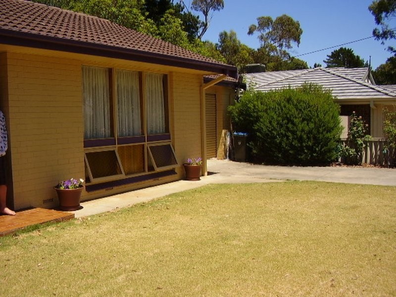 5 Dinan Road, Victor Harbor SA 5211