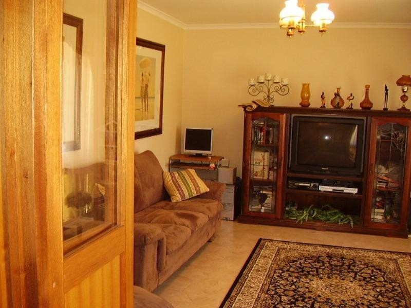 5 Dinan Road, Victor Harbor SA 5211