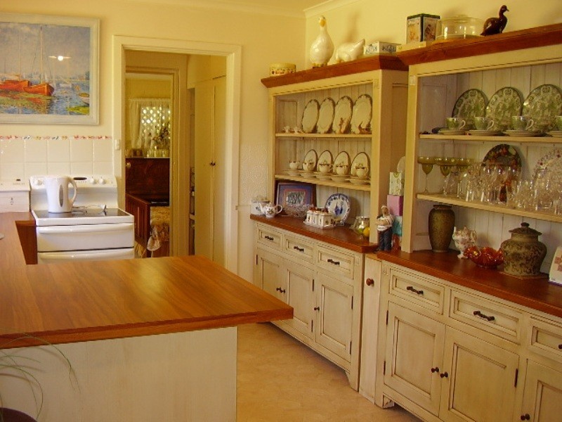 5 Dinan Road, Victor Harbor SA 5211