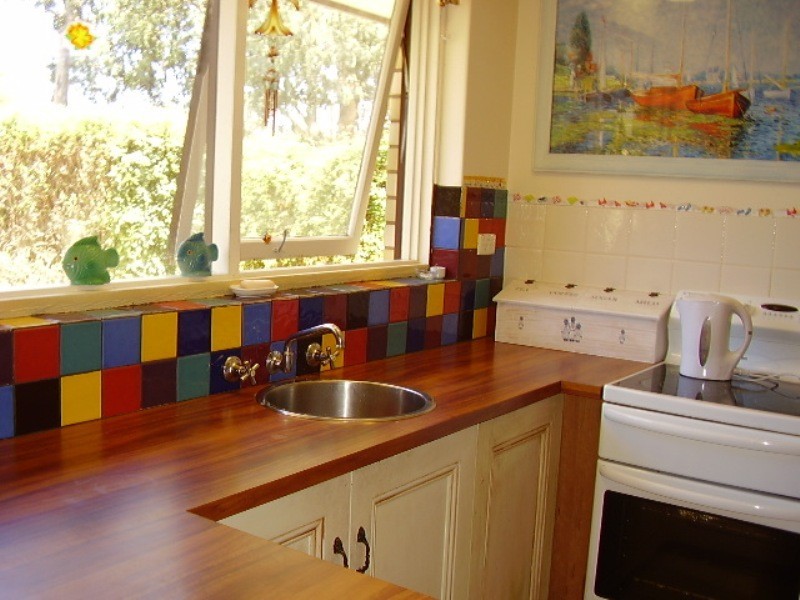 5 Dinan Road, Victor Harbor SA 5211