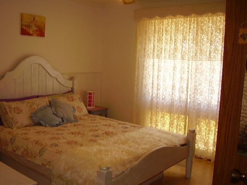 5 Dinan Road, Victor Harbor SA 5211