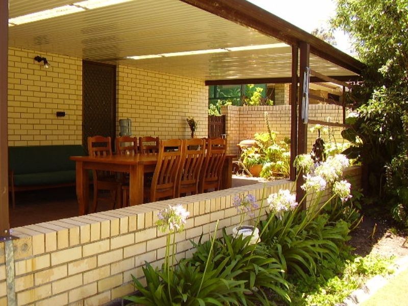 5 Dinan Road, Victor Harbor SA 5211