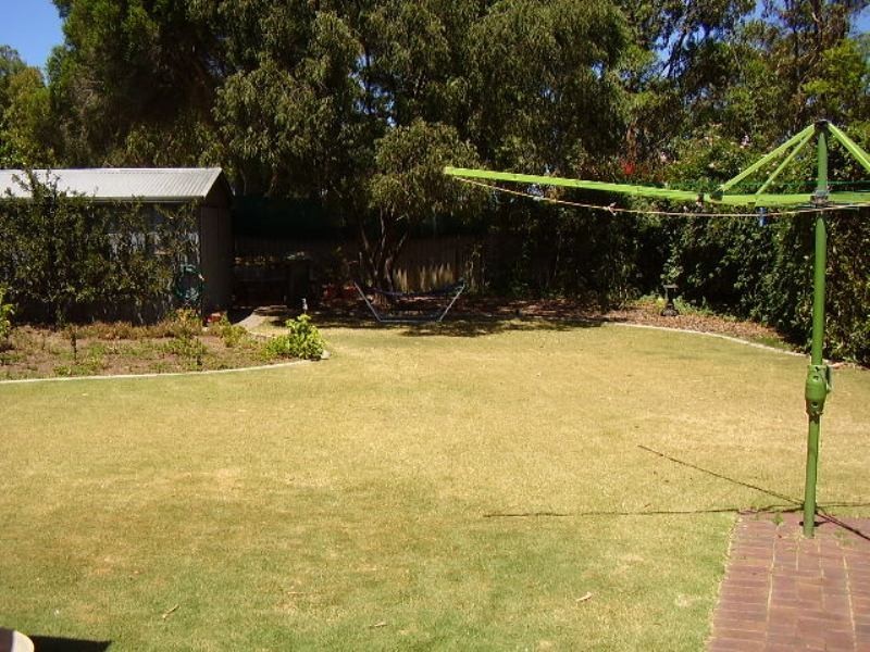 5 Dinan Road, Victor Harbor SA 5211