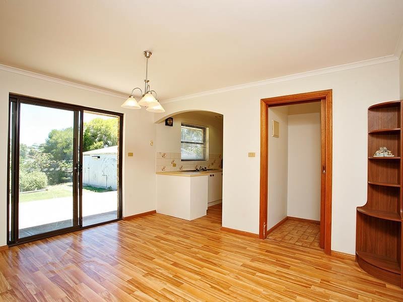 27 Marlborough Avenue, Victor Harbor SA 5211