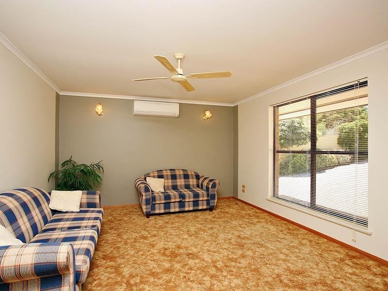 27 Marlborough Avenue, Victor Harbor SA 5211