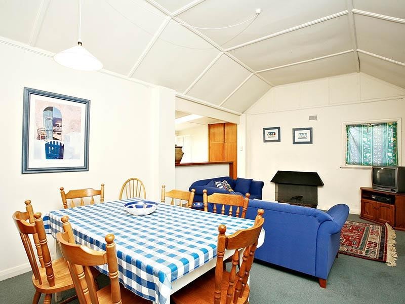 10 The Parkway, Victor Harbor SA 5211