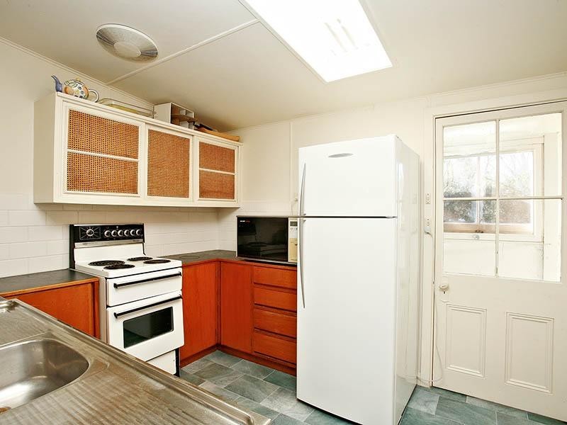 10 The Parkway, Victor Harbor SA 5211