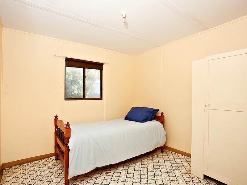 21 Laurie Avenue, Encounter Bay SA 5211