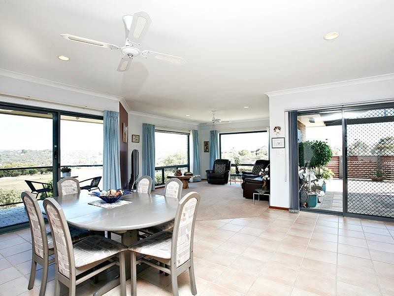 7 Emma Court, Mccracken SA 5211