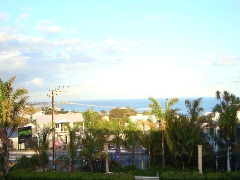 9/11-17 Hindmarsh Road, Victor Harbor SA 5211