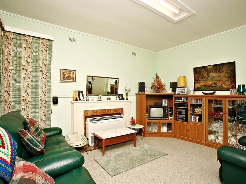 7 Swain Road, Victor Harbor SA 5211