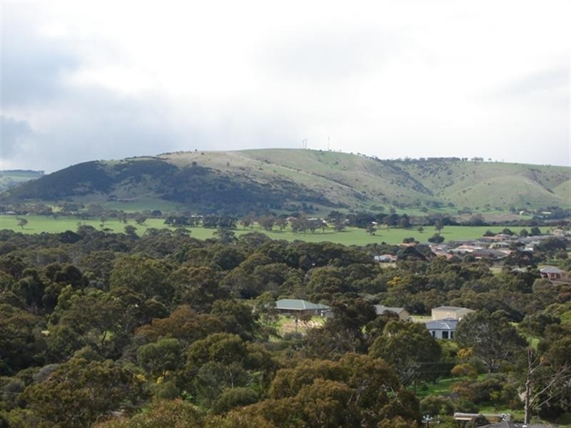 41 Gum Avenue, Victor Harbor SA 5211